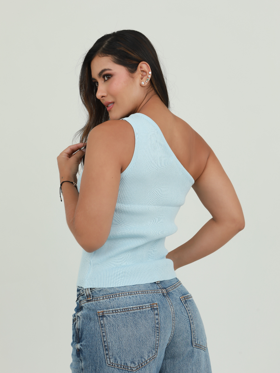 BLUSA HILO PICAPIEDRA DETALLE