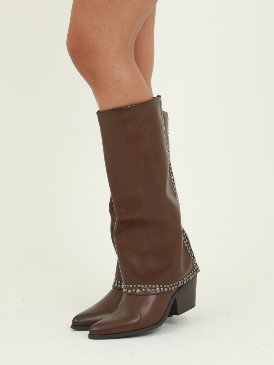 BOTA TACHES CUERO ALTA