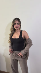 BODY NINA CUADRADO